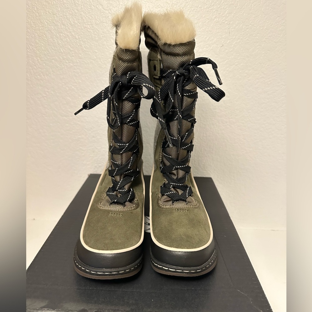 NEW Sorel Tivoli III High Women’s